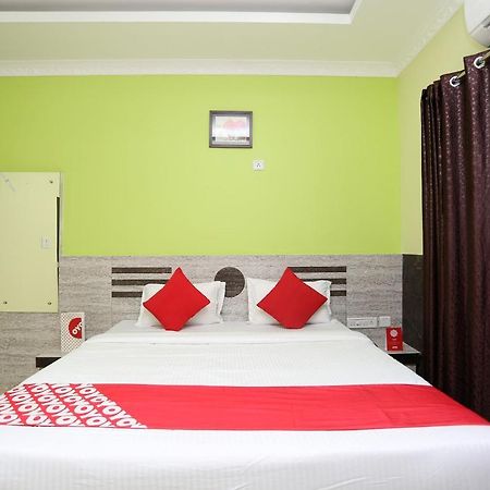 OYO 24317 Aditya Guest House 3 Bhubaneswar Exterior foto