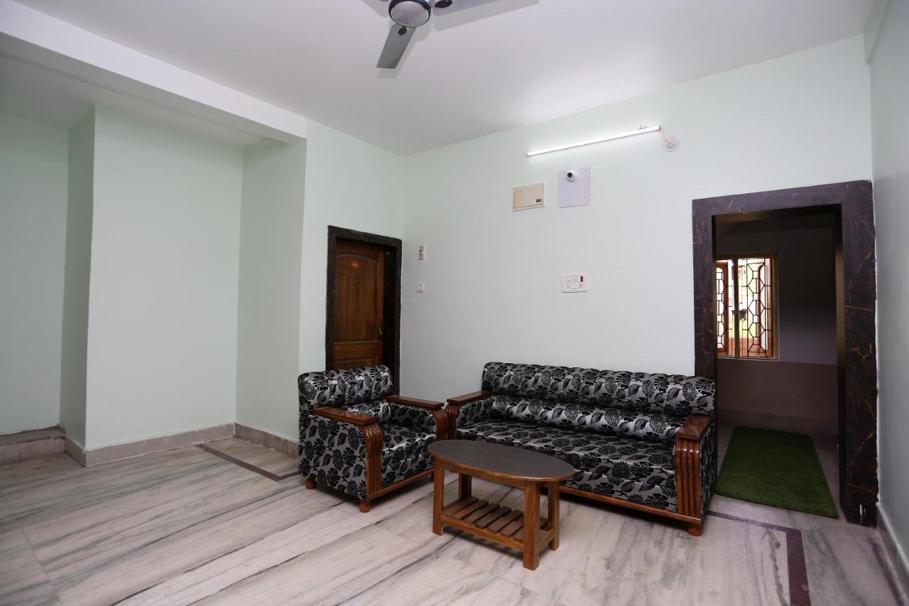 OYO 24317 Aditya Guest House 3 Bhubaneswar Exterior foto