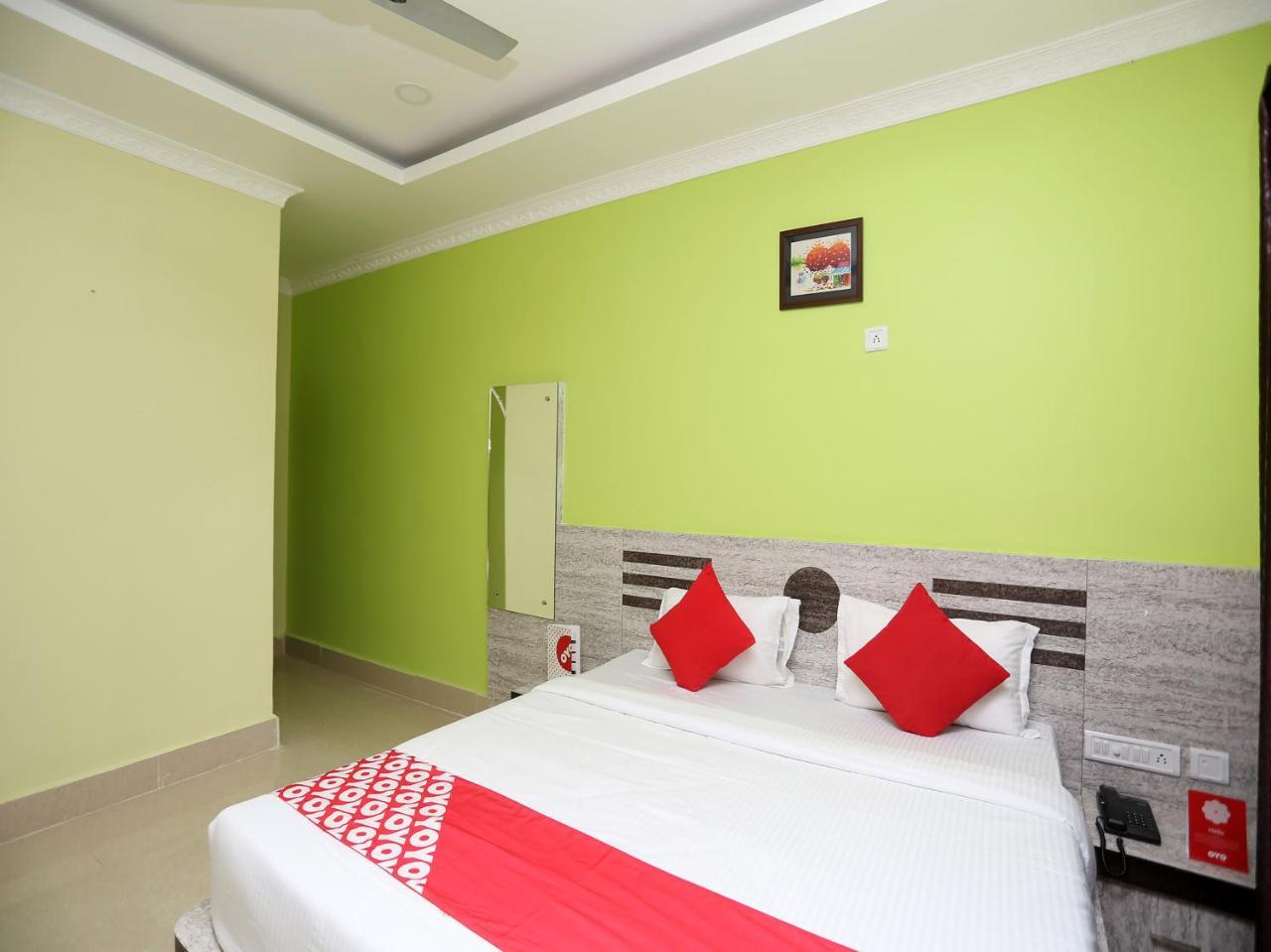 OYO 24317 Aditya Guest House 3 Bhubaneswar Exterior foto